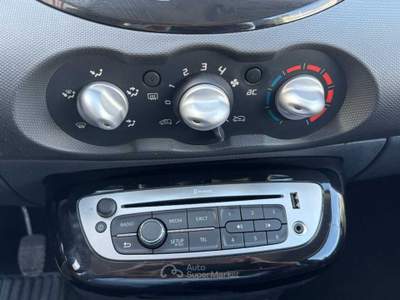 Renault Twingo II 2012 1.2 Night&Day 75cv Rosso usata Roma