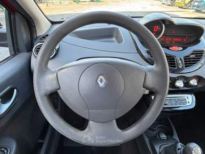 Renault Twingo II 2012 1.2 Night&Day 75cv Rosso usata Roma