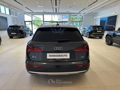 Audi Q5 2.0 40 TDI 140kW Bus.Sport quattro aut. Grigio usata Forlì