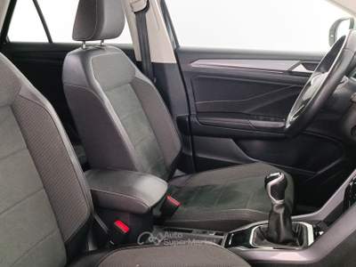 Volkswagen T-Roc 1.0 TSI Style IQ.Light LED Performance/Park Assist/Cristalli posteriori oscurati/Climatizzatore automatico bizona Nero usata Feltre