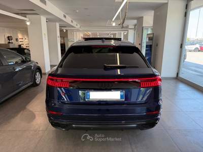 Audi Q8 50 TDI 286cv quattro tiptronic Sport S-Line usata Castellammare di Stabia