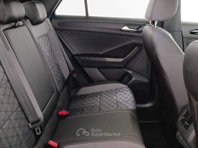 Volkswagen T-Roc 1.0 TSI R-Line Fari IQ.Light LED Performance/Black Style Pack/Videocamera per retromarcia "Rear View" + Park Assist Blu/Azzurro usata Feltre