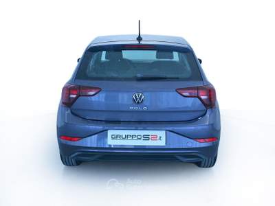 Volkswagen Polo 1.0 TSI 95cv Life Fari anteriori LED/Park Pilot/Digital Cockpit da 8"/Cerchi in lega "Essex" 5,5 J x 15" Grigio usata Feltre