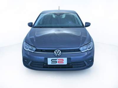 Volkswagen Polo 1.0 TSI 95cv Life Fari anteriori LED/Park Pilot/Digital Cockpit da 8"/Cerchi in lega "Essex" 5,5 J x 15" Grigio usata Feltre