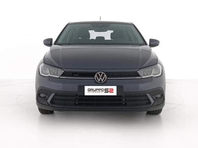 Volkswagen Polo 1.0 TSI 95cv Life Fari anteriori LED/Park Pilot/Digital Cockpit da 8"/Cerchi in lega "Essex" 5,5 J x 15" Grigio usata Feltre