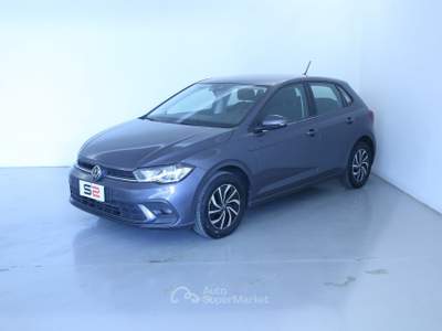 Volkswagen Polo 1.0 TSI 95cv Life Fari anteriori LED/Park Pilot/Digital Cockpit da 8"/Cerchi in lega "Essex" 5,5 J x 15" Grigio usata Feltre