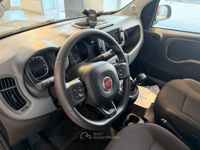 Fiat Panda 1.0 FireFly 70cv S&S Hybrid Cross usata Castellammare di Stabia