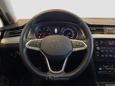 Volkswagen Passat Passat Variant 2.0 TDI SCR EVO DSG Business BMT Nero usata Verona