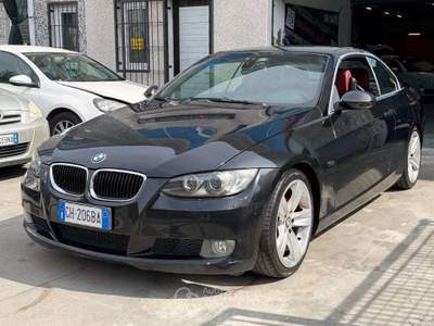 BMW Serie 3 320i 320 Serie 3 E93 Cabrio 320i Attiva 170cv Nero usata Ripalta Cremasca