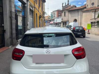 Mercedes-Benz Classe A A 180 SPORT - BENZINA - PREZZO NON VINCOLATO DA FINANZIAMENTO Bianco usata Varese