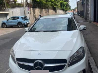 Mercedes-Benz Classe A A 180 SPORT - BENZINA - PREZZO NON VINCOLATO DA FINANZIAMENTO Bianco usata Varese
