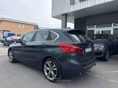 BMW Serie 2 220i 220 Active Tourer xdrive Luxury auto Blu/Azzurro usata Lallio