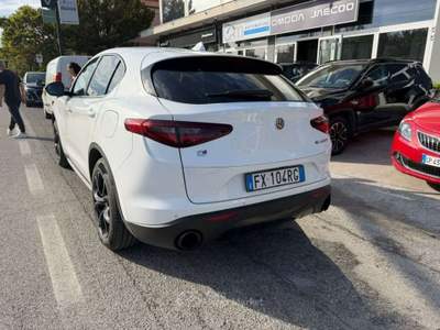 Alfa Romeo Stelvio 2.2 Turbodiesel 190 CV AT8 Q4 Sport-Tech Bianco usata Senigallia