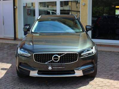 Volvo V90 Cross Country