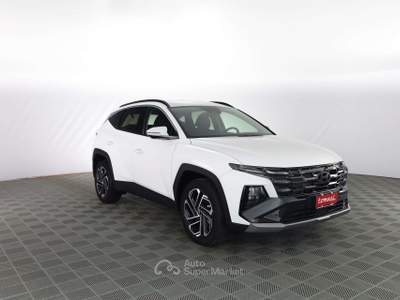 Hyundai Tucson 1.6 HEV aut. Exellence Bianco usata Milano
