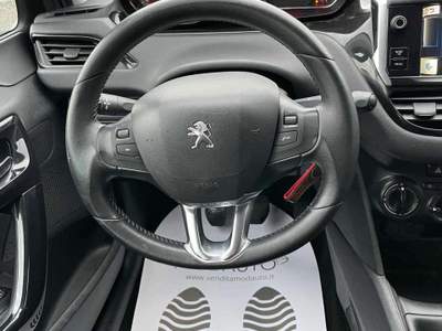 Peugeot 208 1.2 VTi 82 CV 5 porte Active OK NEOPATENTATI Bronzo usata Rosà