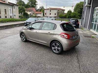Peugeot 208 1.2 VTi 82 CV 5 porte Active OK NEOPATENTATI Bronzo usata Rosà