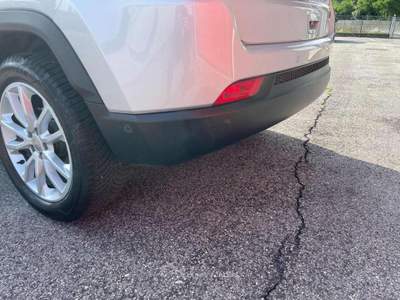 Jeep Compass 1.3 Turbo T4 2WD Limited OK NEOPATENTATI Argento usata Rosà