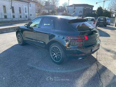 Porsche Macan 252cv Nero usata Rosà