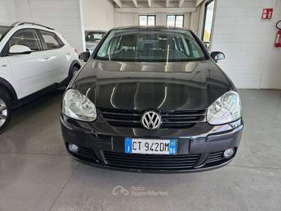 Volkswagen Golf 5p 1.6 fsi Comfortline neopatentati Nero usata Martinengo