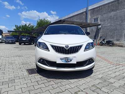 Lancia Ypsilon 5 porte S&S Hybrid Gold Bianco usata Pompei