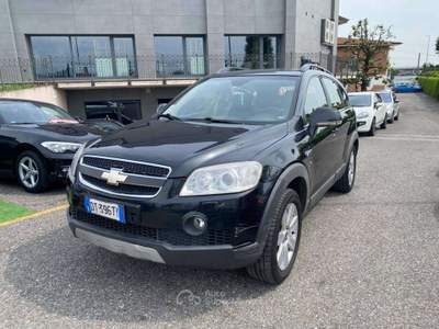 Chevrolet Captiva Captiva 2006 2.0 vcdi 16v LTX* VOLANO RUMOROSO* Nero usata Urgnano