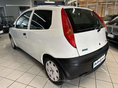 Fiat Punto 1.2i cat 3 porte Van Bianco usata Monza