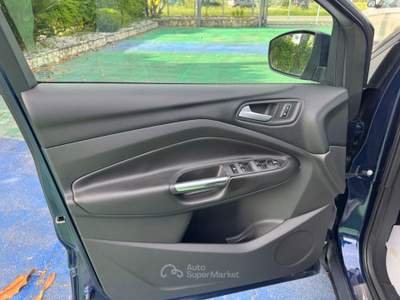 Ford Kuga 4WD Powersh.Titanium DPF Blu/Azzurro usata Aquino