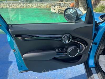 MINI 1.5 Cooper D Hype 5 1.5 Cooper D Business Blu/Azzurro usata Aquino