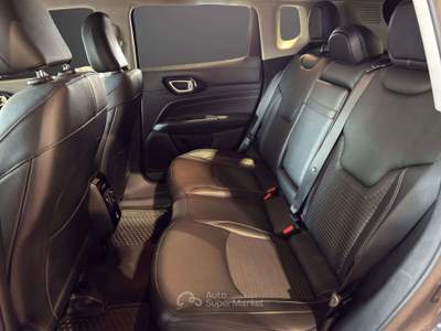 Jeep Compass 1.3 Turbo T4 110kW Limited DDCT usata Torino