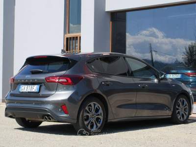 Ford Focus Focus 1.5 Ecoblue ST-Line 115cv auto Grigio usata Bologna