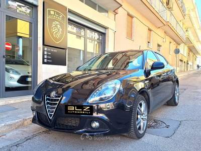 Alfa Romeo Giulietta Exclusive Nero usata Castellana Grotte