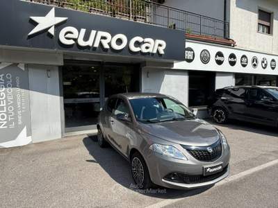 Lancia Ypsilon 1.0 firefly hybrid Oro s&amp;s 70cv Grigio usata Piancogno