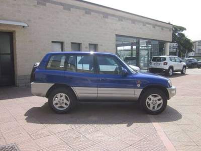 Toyota RAV4 5p 2.0 Benz. PARI AL NUOVO Blu/Azzurro usata Brescia