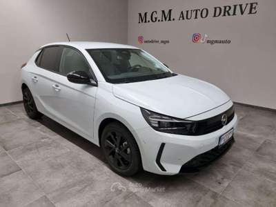 Opel Corsa 1.2 100 CV  GS YES Bianco usata Erba
