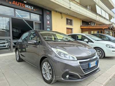 Peugeot 208 1.2 PureTech 82cv GPL Active 2018 Bronzo usata Cerignola