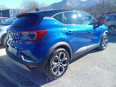 Renault Captur Unico proprietario Blu/Azzurro usata Arienzo