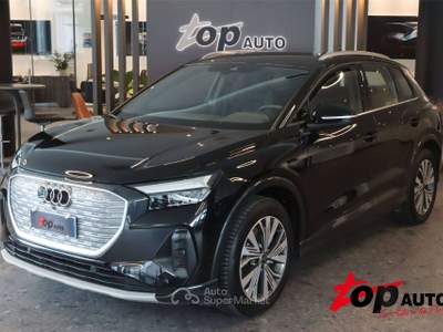 Audi Q4 Q4 E Tron 45 QUATTRO ACC LED CAMERA 19" SOLO 14.500KM! Nero usata Varna