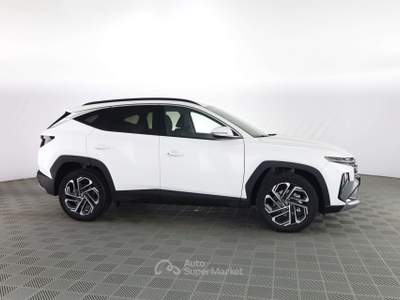 Hyundai Tucson 1.6 HEV aut. Exellence Bianco usata Roma