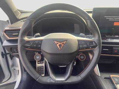 Cupra Formentor 2.0 TDI DSG CERCHI 19,VOLANTE RISCALDATO Bianco usata Roma