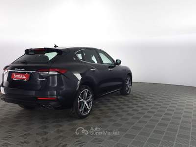 Maserati Levante 330 CV MHEV AWD GT Nero usata Roma