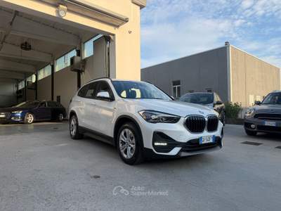 BMW X1 xDrive25e Business Advantage Bianco usata Poviglio