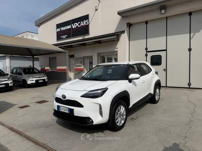Toyota Yaris Cross 5p. E-CVT Active Bianco usata Poviglio