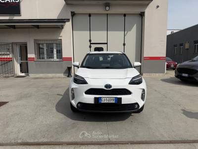 Toyota Yaris Cross 5p. E-CVT Active Bianco usata Poviglio