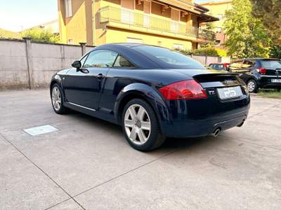 Audi TT TT 8N 1.8 Turbo 225cv Quattro Coupè Blu/Azzurro usata Seregno
