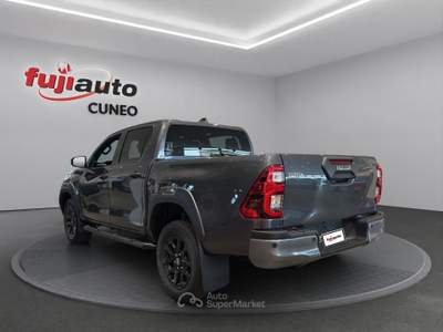 Toyota Hilux Double Cab Invincible 2.4D 150 CV 6 marce Automatico 4WD Grigio usata Cuneo