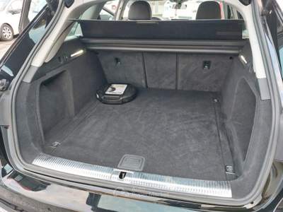 Audi A4 Avant 30 hybrid TDI/136 CV S tronic Bus. Adv. Nero usata Tivoli