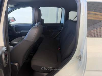 Fiat Panda SPORT 1.0 BENZINA/IBRIDA 70CV Bianco usata Giugliano