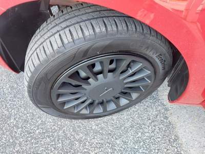 Lancia Ypsilon 1.0 FireFly 5 porte S&S Hybrid Ecochic Silver Rosso usata Tivoli