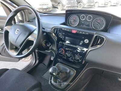 Lancia Ypsilon 1.3 MJT 16V 95 CV 5 porte S&S Gold Grigio usata Tivoli